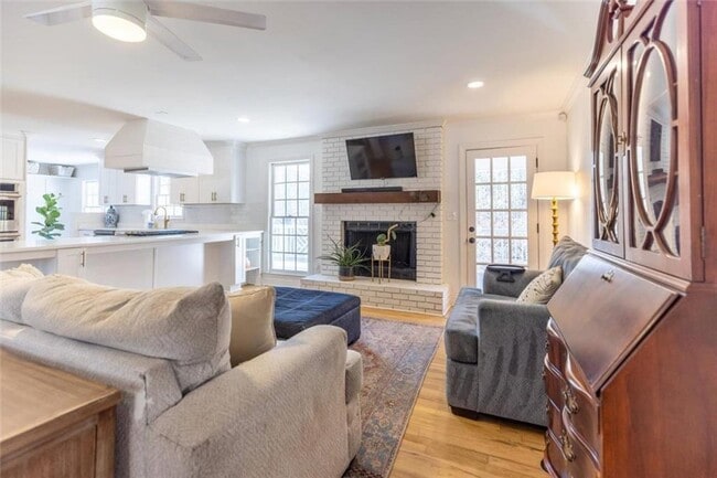 Foto del edificio - 6435 Burnt Hickory Rd NW