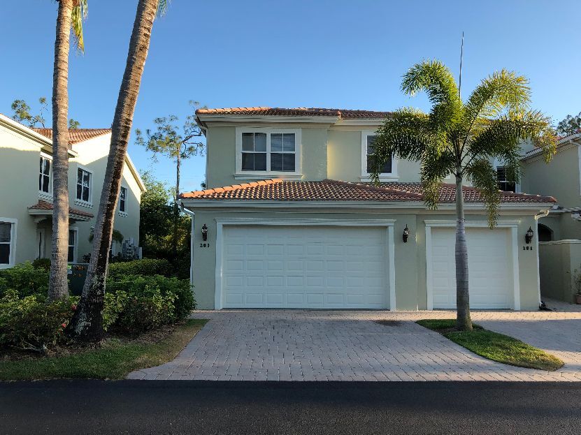 1325 Mariposa Cir Unit 201, Naples, FL 34105 Condo for Rent in Naples, FL