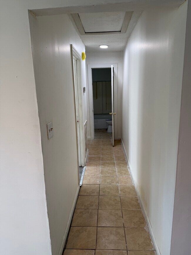 Foto del edificio - 1156 Wilson St