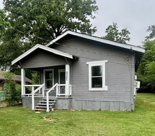 Building Photo - 2544 Dupont St