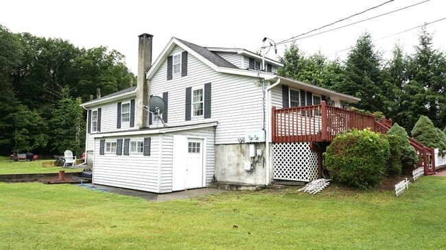 Building Photo - 63 Walker Valley Rd