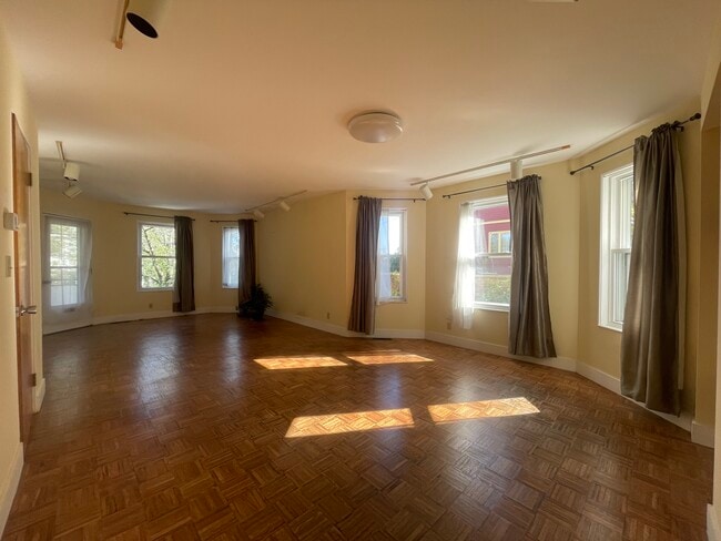 Living room - 10 Packard Ave
