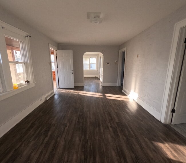 Building Photo - 1301 N Meade St