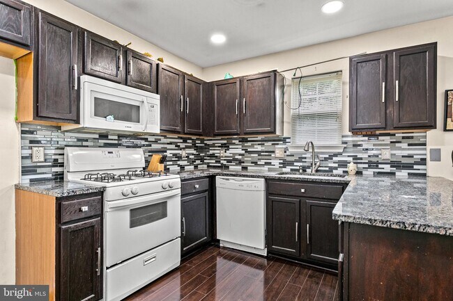 Building Photo - 43 Gristmill Ln