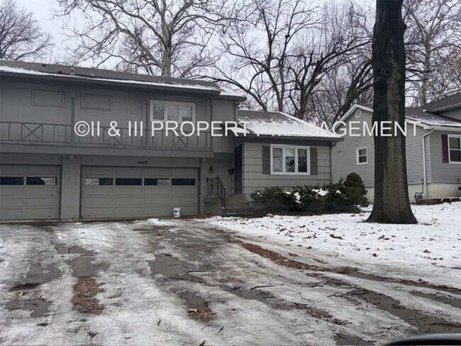 Building Photo - Updated OP Duplex