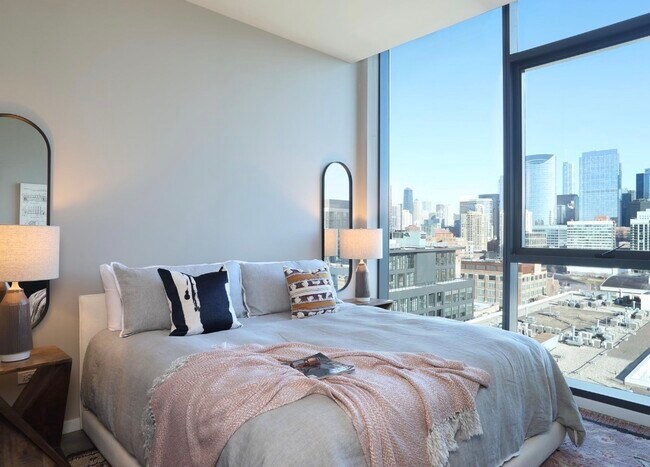 Foto del edificio - 900 W Washington Blvd