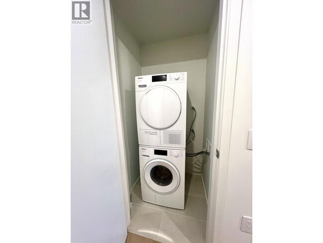 Photo du bâtiment - 1568 Alberni St