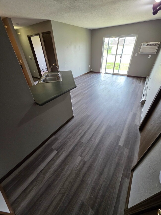 Building Photo - 3 Bedroom | 2 Bathroom Ground Floor Unit A...