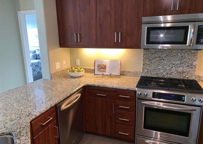 Foto del edificio - 5501 De Marcus Blvd