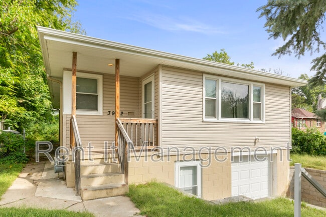 Photo - 3912 Curtis Ave House