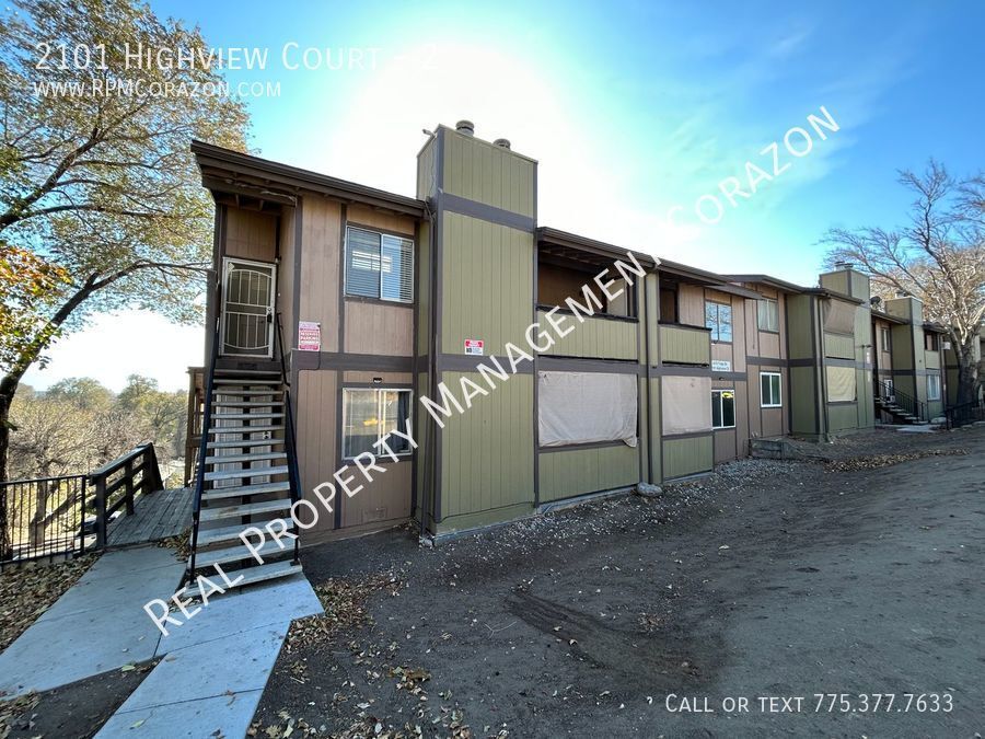 Primary Photo - 2101 Highview Ct