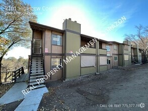 Building Photo - 2101 Highview Ct