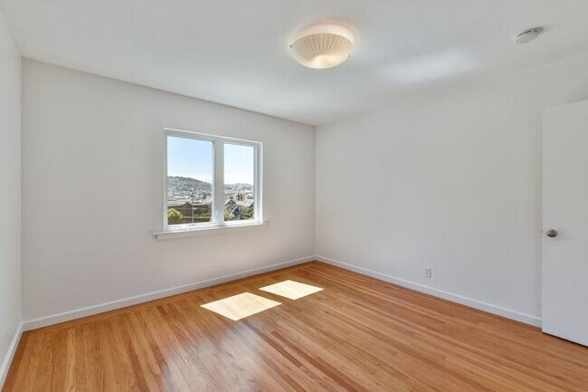 Foto del edificio - 2 bedroom in San Francisco CA 94107
