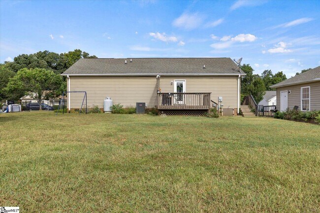 Building Photo - 602 Delward Way