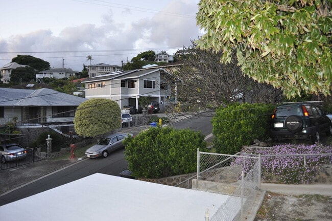 Foto del edificio - 1387 Frank St