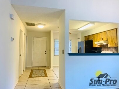 Foto del edificio - 1010 Stonybrook Cir