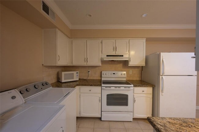 Foto del edificio - 355 N Post Oak Ln