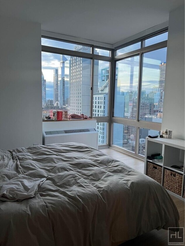 Foto principal - SIXTH AVENUE