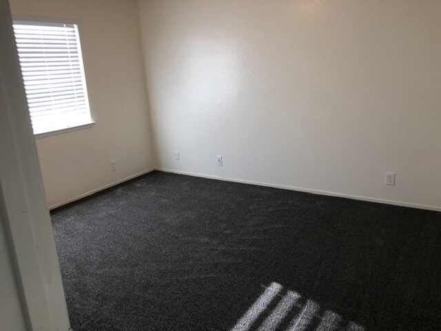 Foto del edificio - 345 S Sunset St