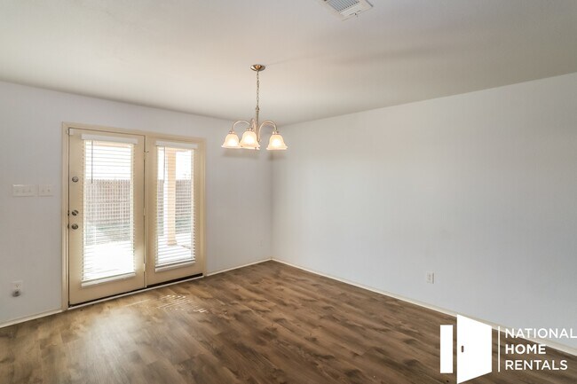 Building Photo - 1626 Kawati Way