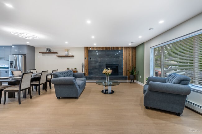 Building Photo - 6 Bed, 3.5 Bath Upper House for Rent in Delta!