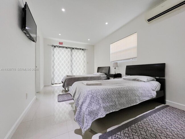 Foto del edificio - 2539 Thomas St