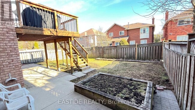 Building Photo - 21 Woodstone Ave