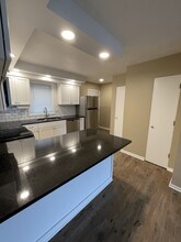 Building Photo - 602 W 23rd Ave