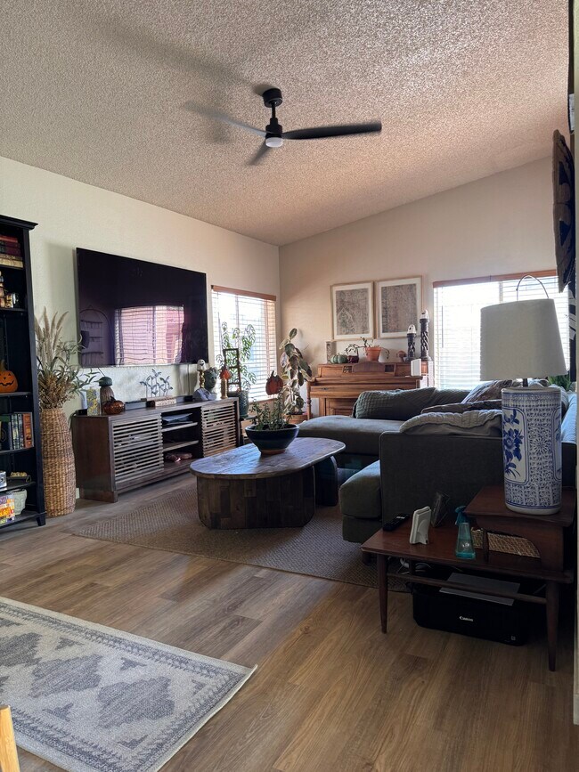Living Room - 14838 N 24th Dr