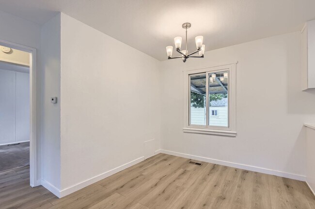 Foto del edificio - 5090 Tejon St