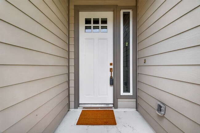 Photo - 3514 Runnels St Apartment