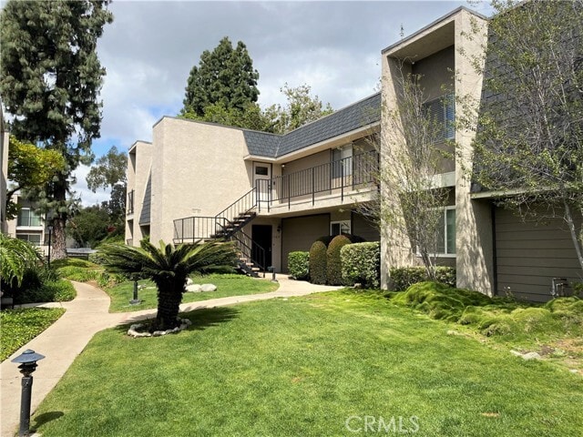 Primary Photo - 1139 Rosecrans Ave