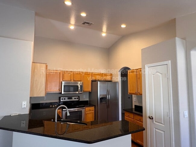 Building Photo - 22297 N 76th Dr