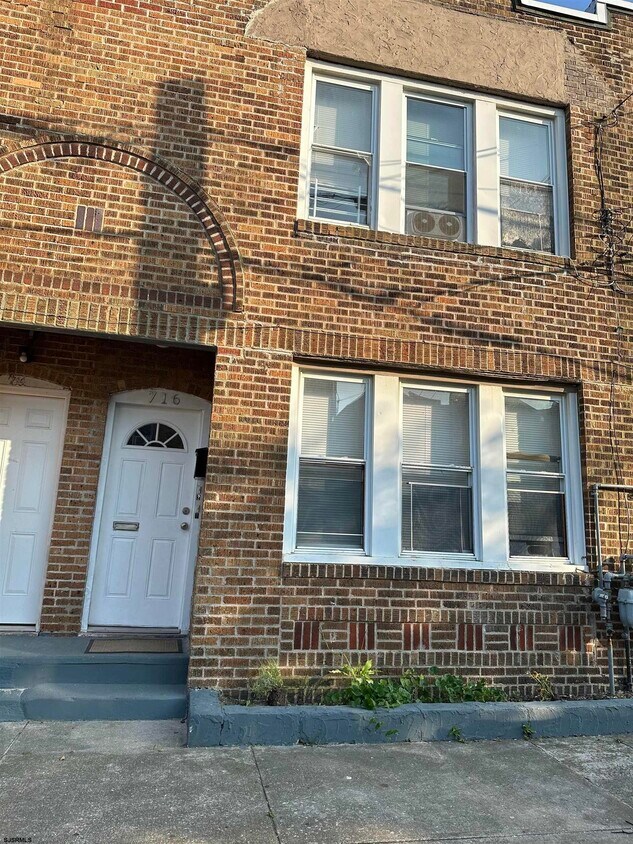 716 Drexel Ave Unit 1, Atlantic City, NJ 08401 Room for Rent in