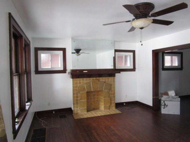 Foto del edificio - 2331 Glenarm Ave