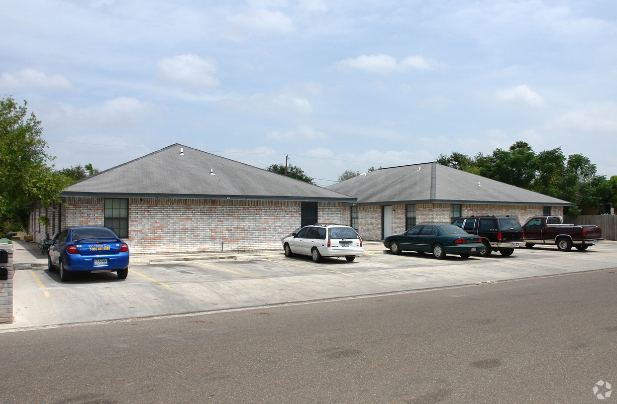 Primary Photo - 512 N 6th St