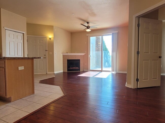 Foto del edificio - Fox Run @ Centennial Condo (72BL#2-104)