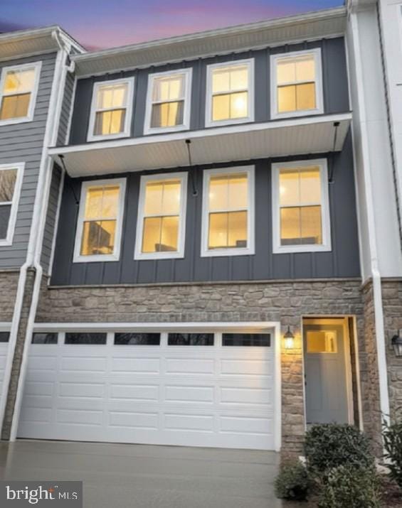 Building Photo - 4102 Bolton Ct