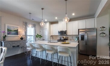Building Photo - 3023 Salix Bend Dr