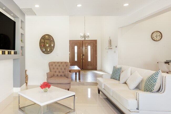 Foto del edificio - 13333 Kittridge St