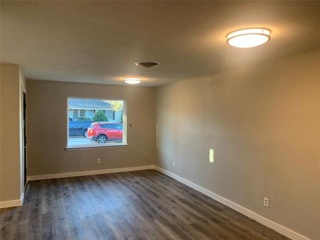 Building Photo - 10004 Olmos Dr