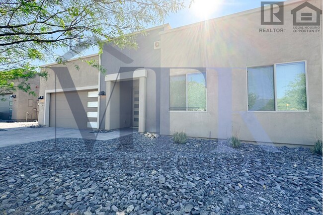 Foto del edificio - 3Bed/2Bath Home In Cave Creek! Ready for I...