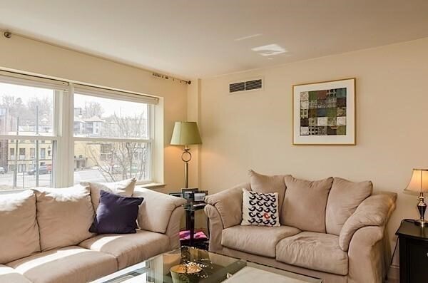 Foto del edificio - 1600 Beacon St