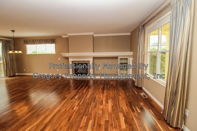 Building Photo - 13586 Adair Creek Way NE