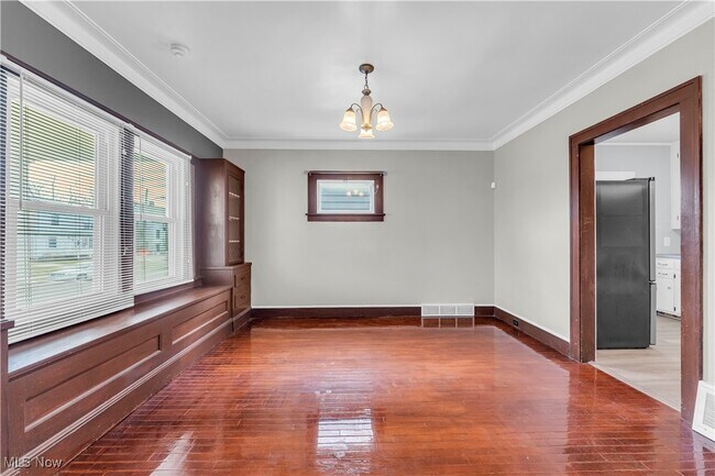 Foto del edificio - 4748 E 85th St