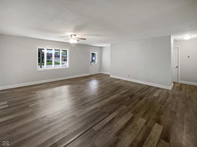 Building Photo - 8124 Goldenrod Ct