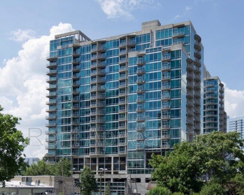 Primary Photo - 943 Peachtree St NE