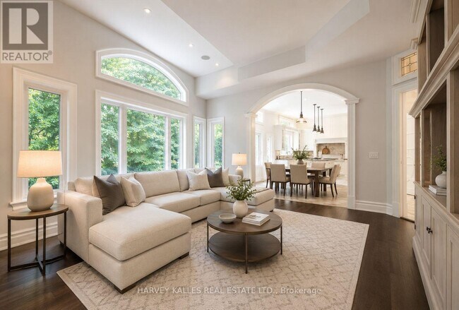 Photo du bâtiment - 1 Knightswood Rd