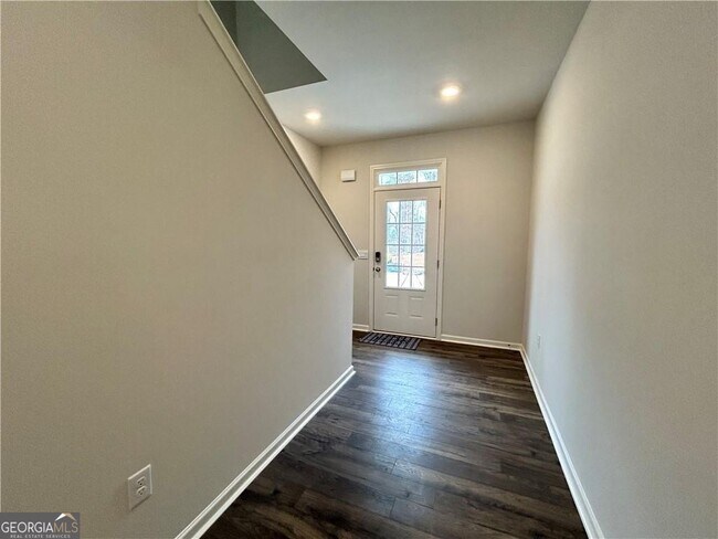 Foto del edificio - 50 Shadwood Pl