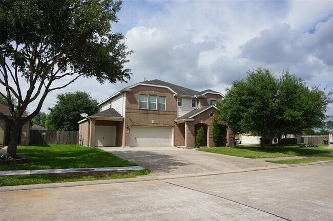 Building Photo - 4101 Leisure Ln